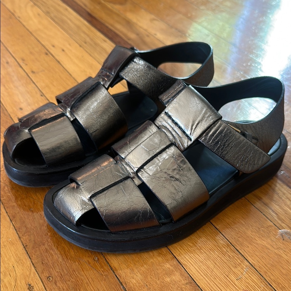 Metallic Sandals with Straps